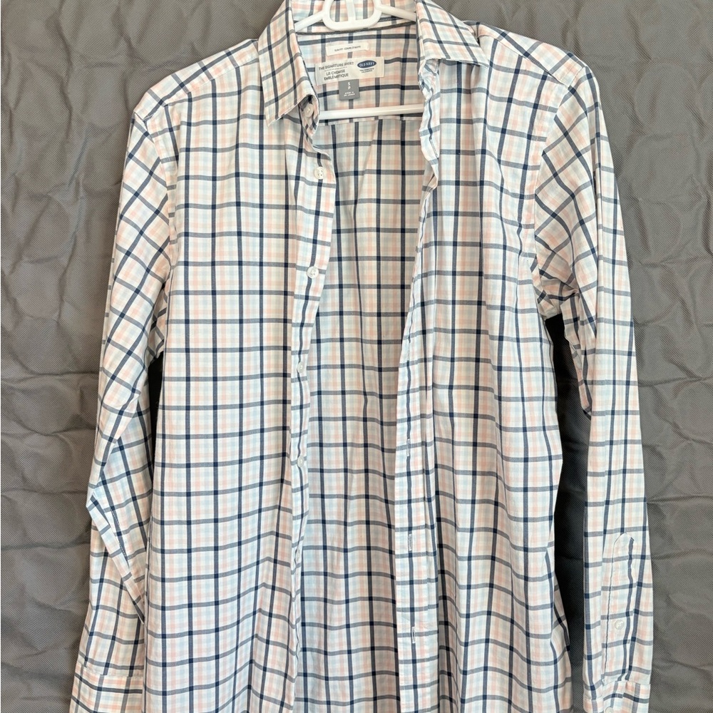 Old Navy Men's White Plaid Dress Shirt with Blue and Light pink Stripes